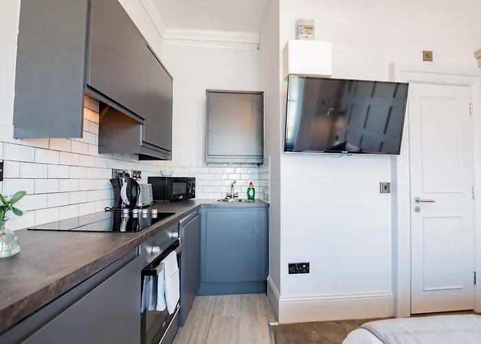 Stylish Marina Escape Apartament